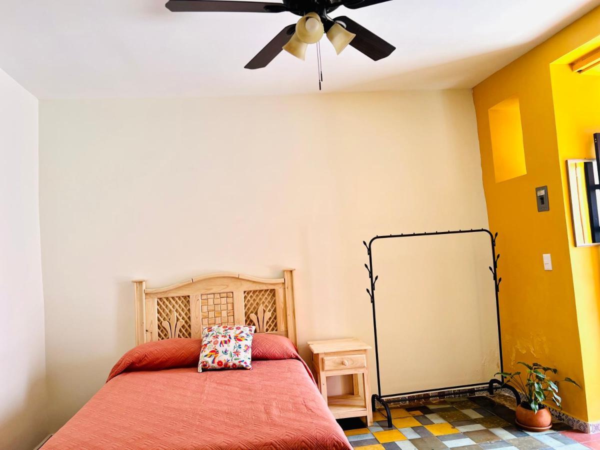 Casa Alcalde Alojamiento Centro กัวดาลาฮารา ภายนอก รูปภาพ